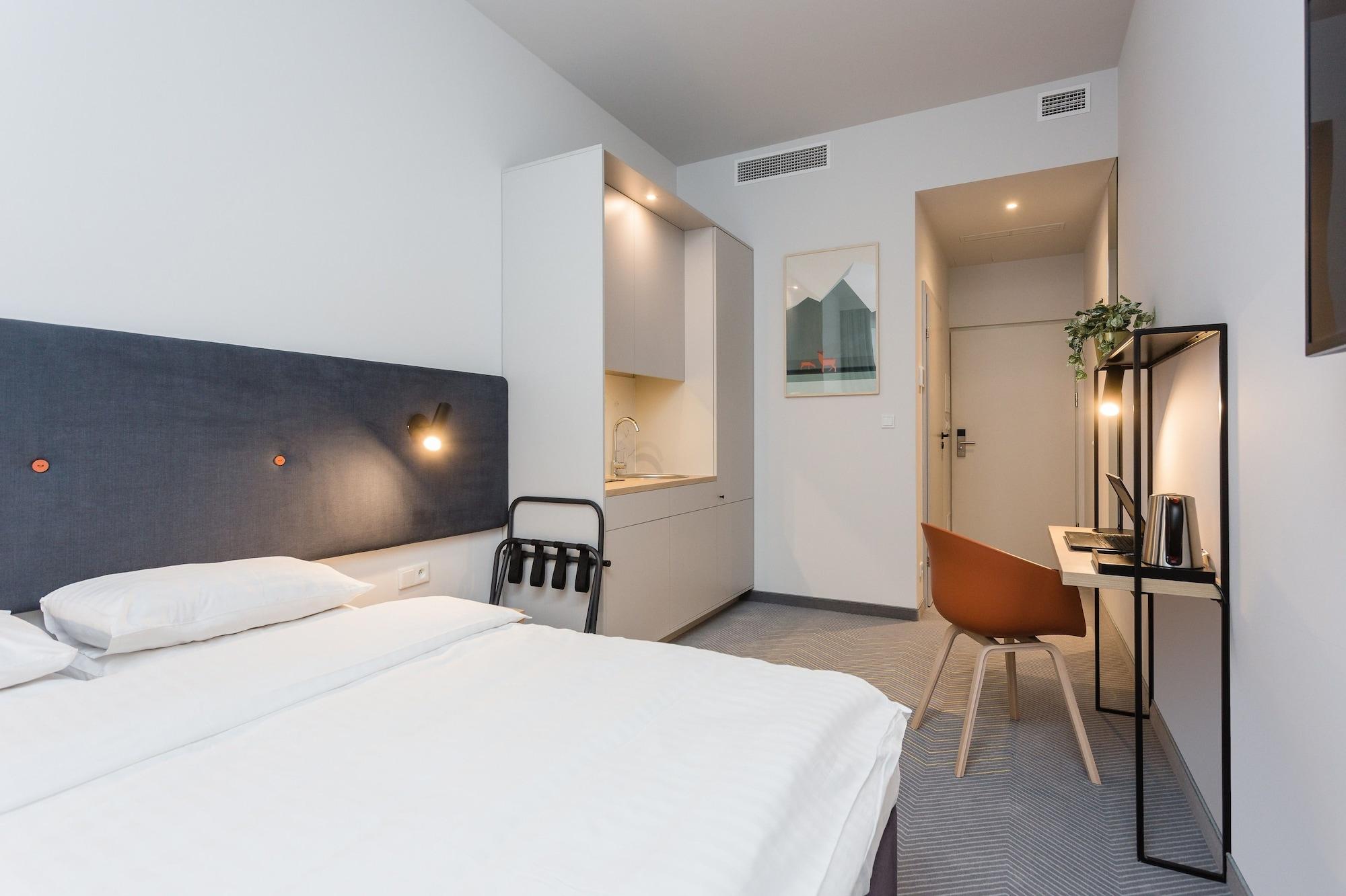 Platinum Hotel&Residence Wilanow 바르샤바 외부 사진