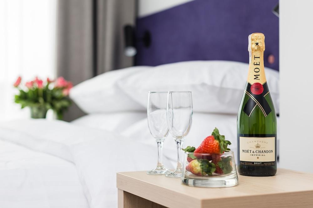 Platinum Hotel&Residence Wilanow 바르샤바 외부 사진